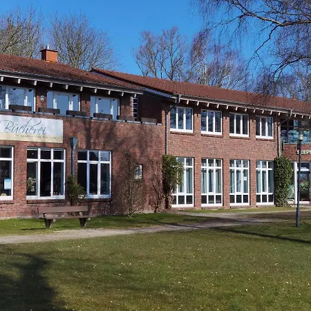 Schaake - Charmante Reetdachwohnung & Kostenfreier Parkplatz Apartmán *