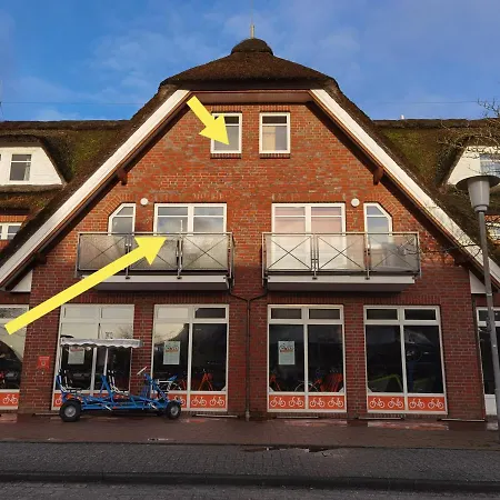 Schaake - Charmante Reetdachwohnung & Kostenfreier Parkplatz شقة *