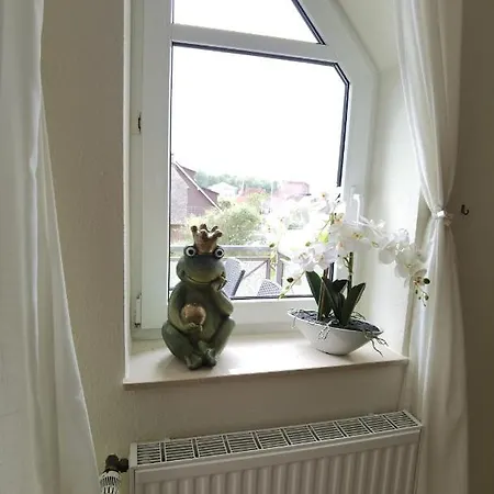 Schaake - Charmante Reetdachwohnung & Kostenfreier Parkplatz