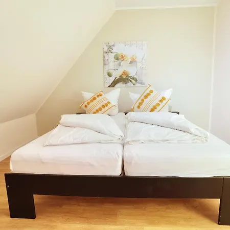 Appartement Schaake - Charmante Reetdachwohnung & Kostenfreier Parkplatz *
