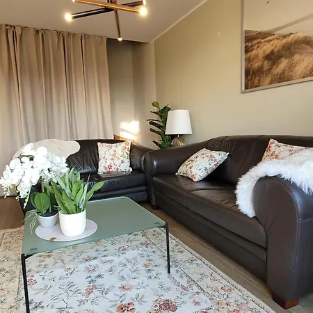 شقة Schaake - Charmante Reetdachwohnung & Kostenfreier Parkplatz هوكسيل