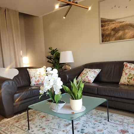 شقة Schaake - Charmante Reetdachwohnung & Kostenfreier Parkplatz