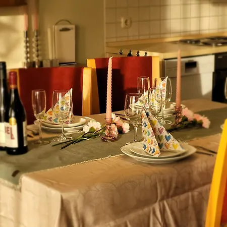 Schaake - Charmante Reetdachwohnung & Kostenfreier Parkplatz شقة *