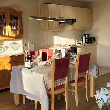 Schaake - Charmante Reetdachwohnung & Kostenfreier Parkplatz Appartement